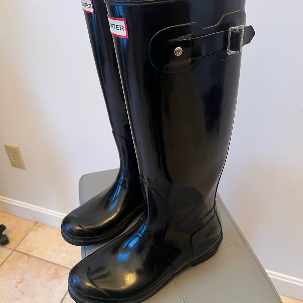 Hunter Glossy Black Tall Boots - Picture 3 of 7